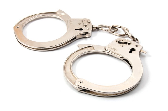 handcuffs handcuffs