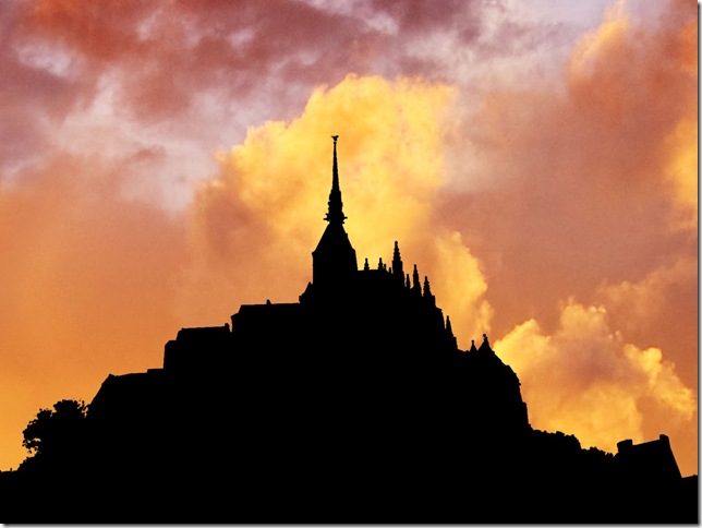 mont saint-michel silhouette mont saint-michel silhouette