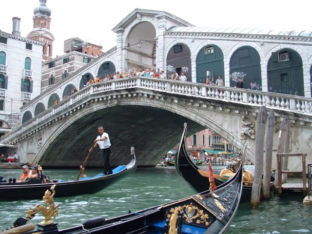 Rialto Bridge