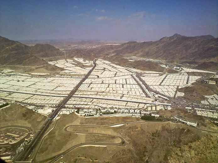 палаточный город палаточный город