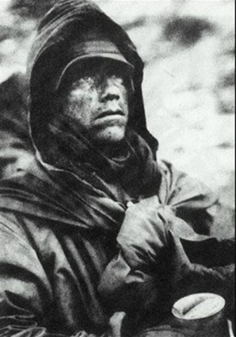 Американские морские пехотинцы в снегах Корейской войны