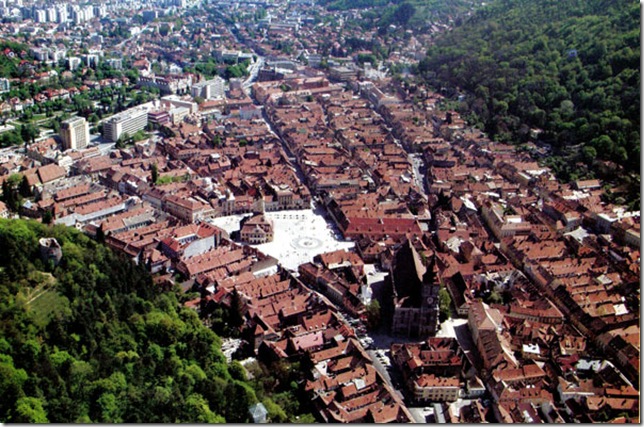 панорама старого города Брашов