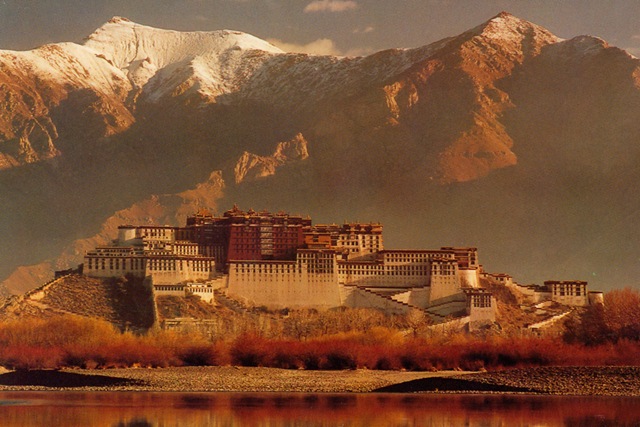 Часовни и фрески дворца Потала