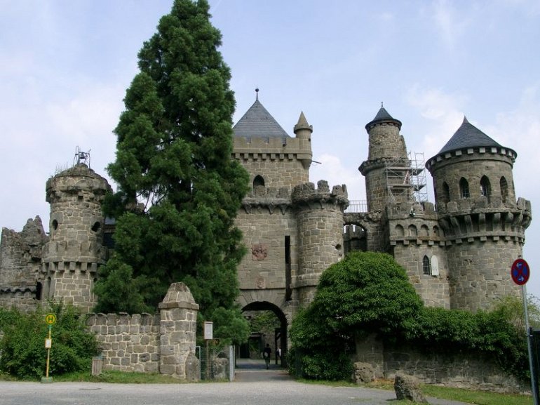 Замок Лёвенбург, Германия