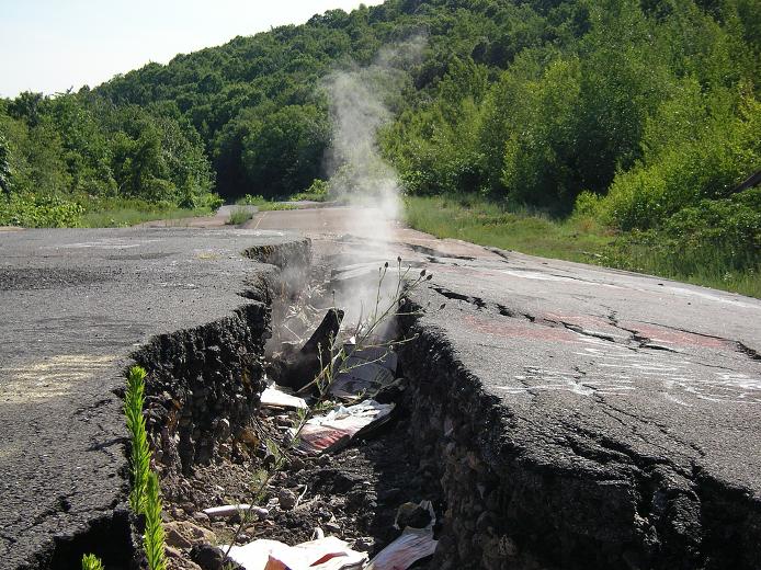 панорамный вид заброшенной Централии