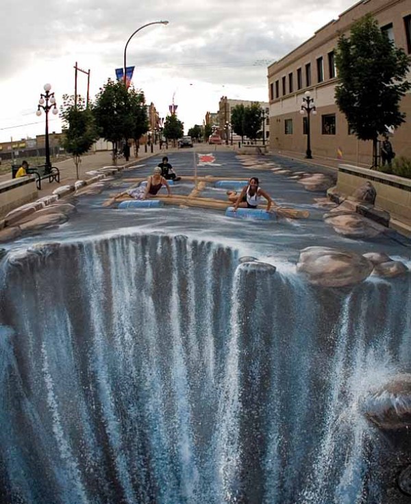 3D-рисунок водопада на асфальте