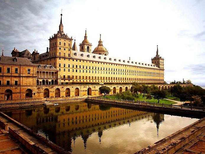 Эскориал Эскориал