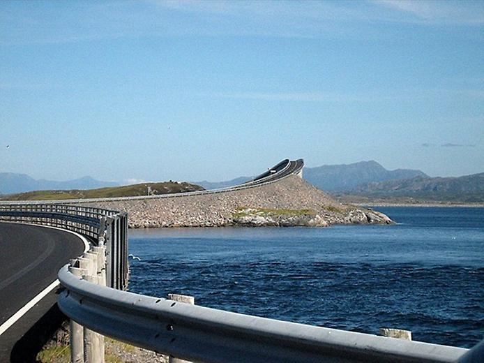 Атлантическая дорога Норвегия пейзаж