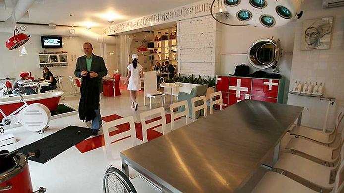 интерьер ресторана Hospitalise в Риге интерьер ресторана Hospitalise в Риге