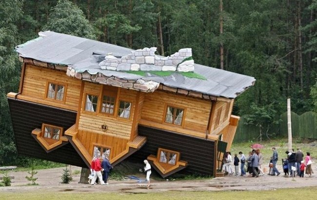 Перевёрнутый дом в Шимбарке перевёрнутый дом в Шимбарке