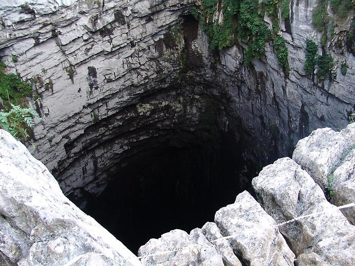 панорама пещеры Ласточек в Мексике