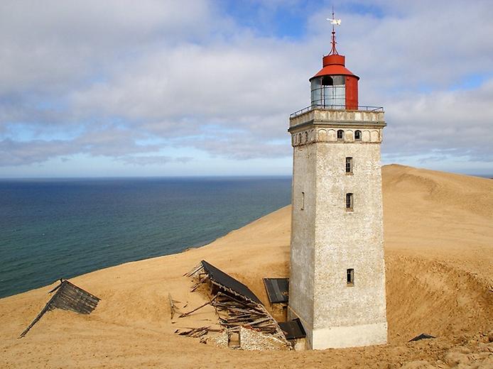 заброшенный маяк Rubjerg Knude заброшенный маяк Rubjerg Knude