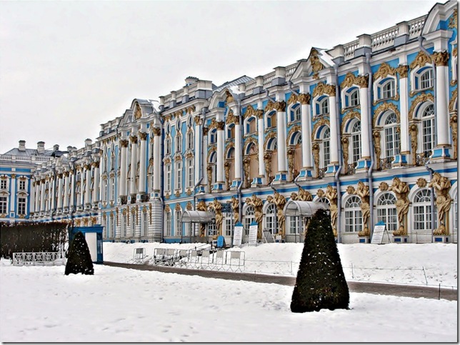 Боковой фасад дворца