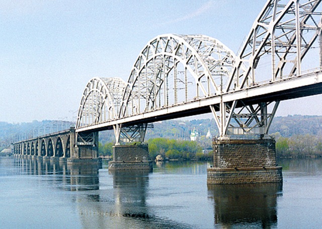 Дарницкий железнодорожный мост