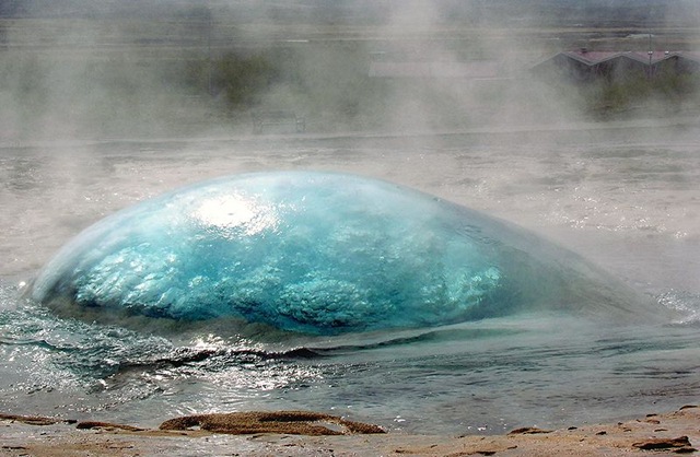 гейзер строккур гейзер строккур