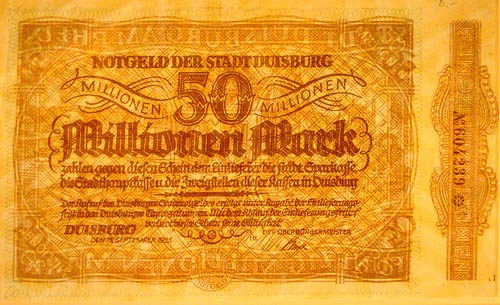 германская банкнота 1923 года номиналом 50 миллионов марок