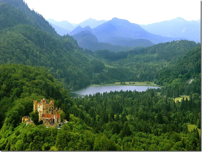 Замок Хоэншвангау в Баварии